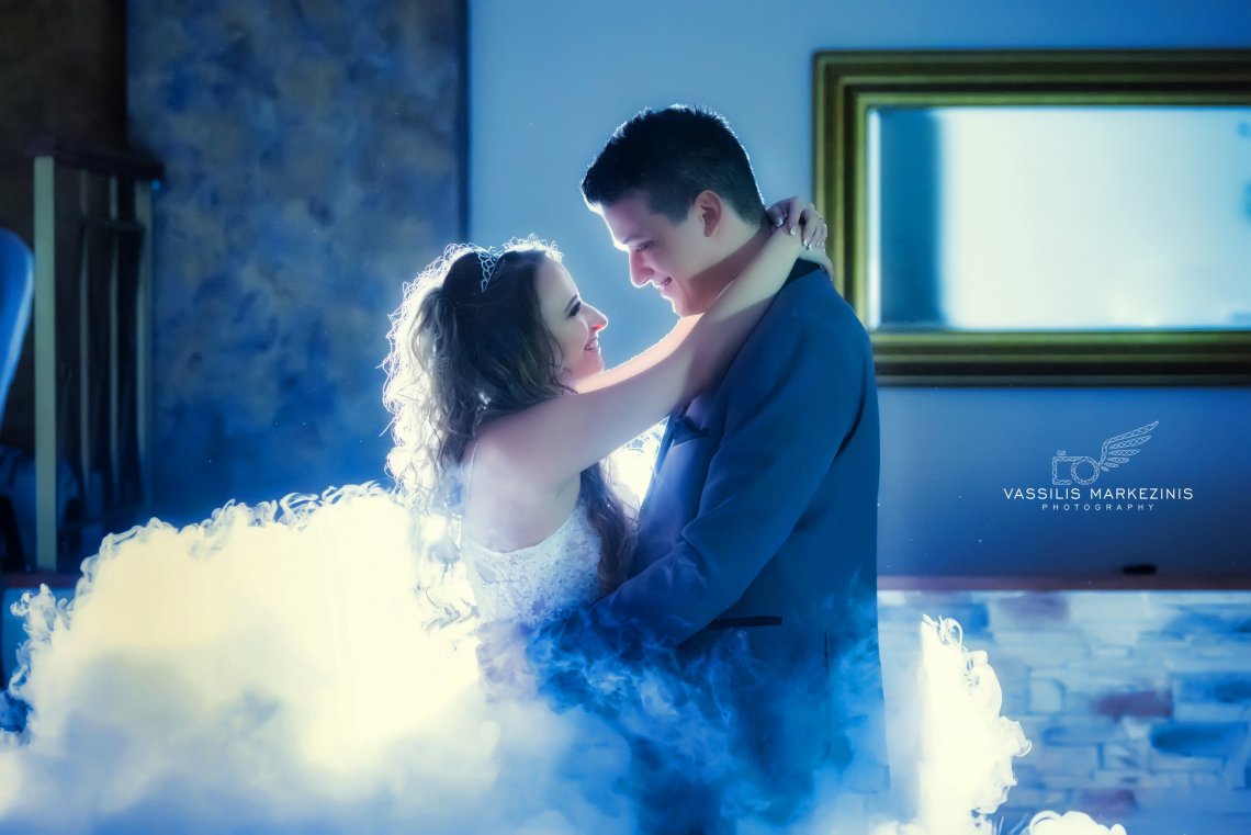 mvphotography_wedding_hugday_2020_spyros_eleni.webp